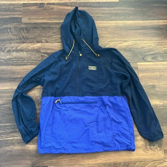 L.L. Bean Jackets & Blazers - LL Bean Mountain Classic Anorak Blue Purple Nylon Hood Misses Size Medium Reg.